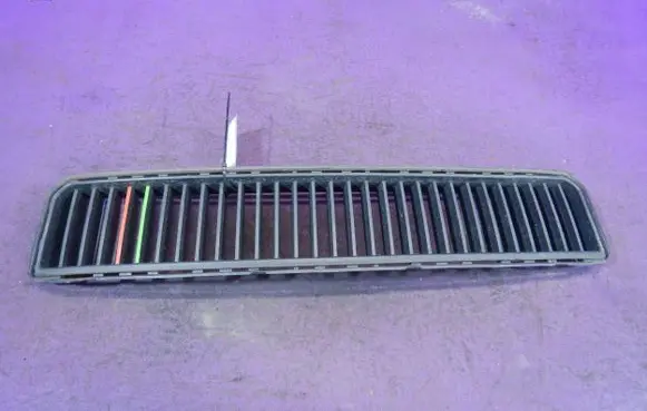 Skoda Fabia Mk1 (6Y) Front bumper lower grill