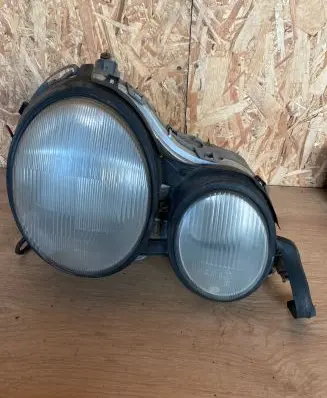 Mercedes-Benz E W210 Headlight/headlamp 14434600