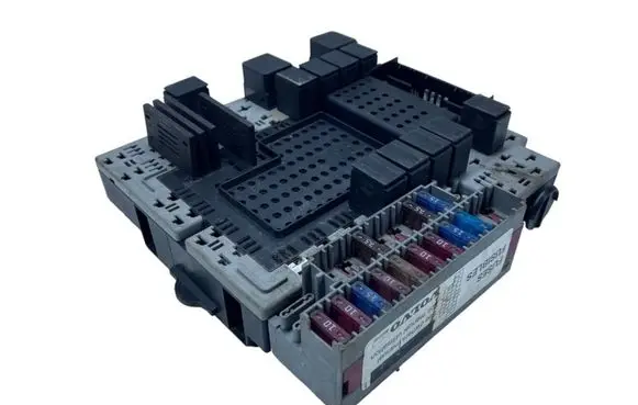 Volvo S80 Fuse box set 08696098 03679899