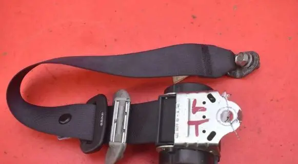 Peugeot 4007 Front seatbelt 609213900