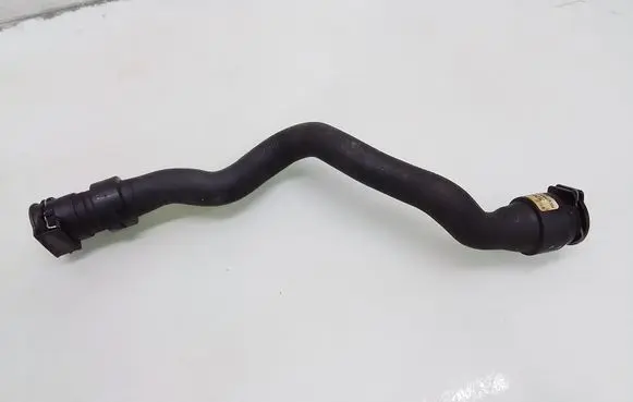 Peugeot 2008 II Engine coolant pipe/hose 9824483480