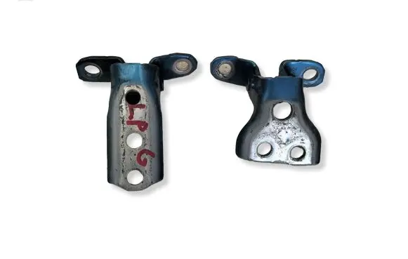 Mitsubishi Space Star Front door hinge set 