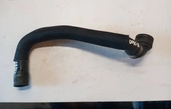 Volvo V60 Engine coolant pipe/hose 31474863