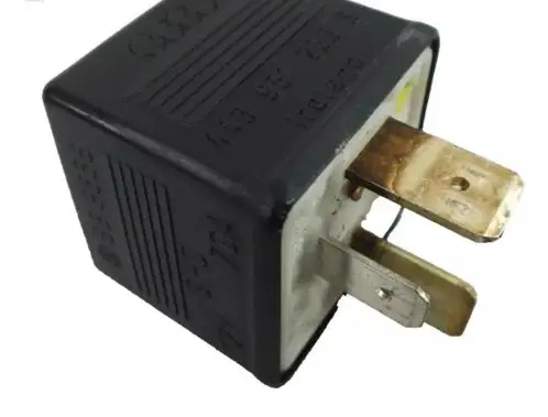 Audi A6 S6 C4 4A Other relay 443951253S