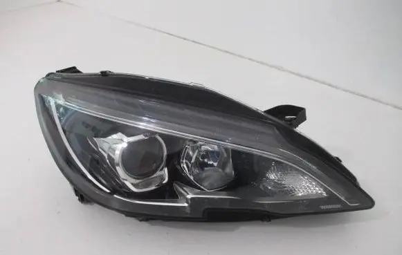 Peugeot 308 Headlight/headlamp 9816990780
