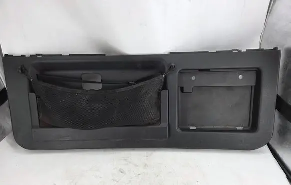Mitsubishi Pajero Tailgate/boot cover trim set 2P00 XR391191 P201191