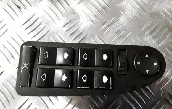 BMW 5 E39 Electric window control switch 61318368986 03725075
