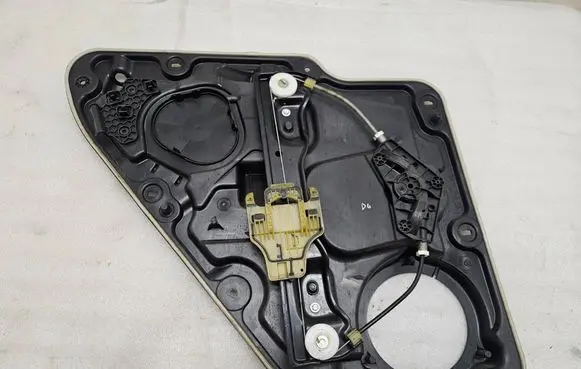 Jeep Grand Cherokee Rear window lifting mechanism without motor 68231068AA 926816