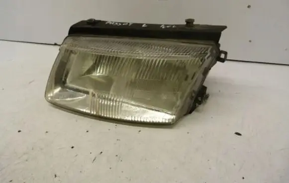Volkswagen PASSAT B5 Headlight/headlamp