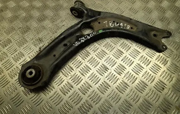 Seat Ateca Front lower control arm/wishbone 3Q0407118B