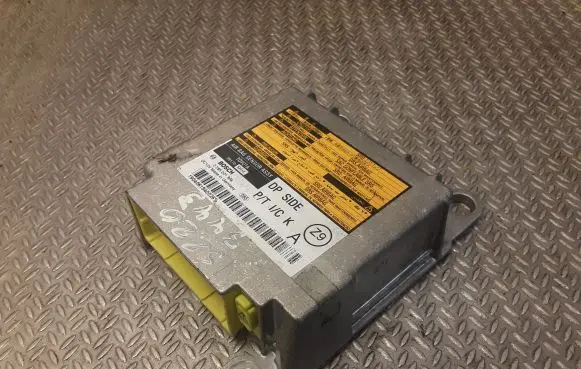 Lexus IS 220D-250-350 Airbag control unit/module 8917053110