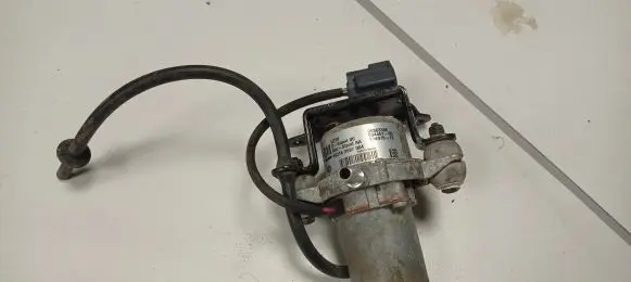 Vacuum pump