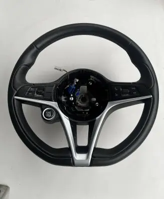 Alfa Romeo Giulia Steering wheel