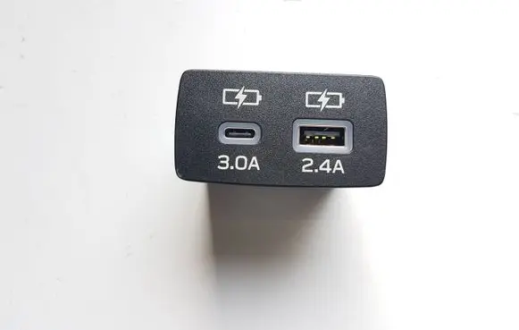 Subaru Crosstrek III USB socket connector 86257AN421