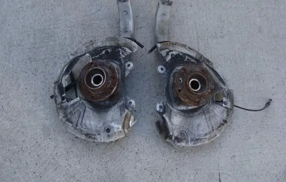 BMW X6 E71 Front wheel hub spindle knuckle 6773784