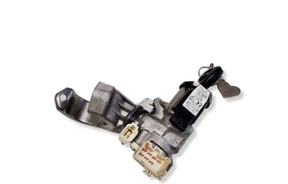 Toyota iQ Ignition lock 8978352030