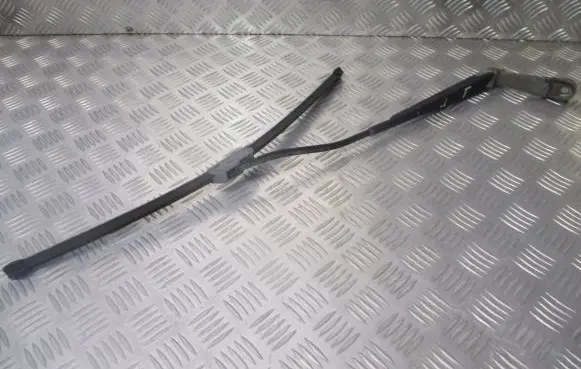 Hyundai Getz Front wiper blade arm