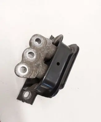 Opel Antara Engine mount bracket