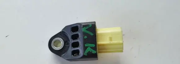 Toyota Prius+ (ZVW40) Airbag deployment crash/impact sensor 8983175010