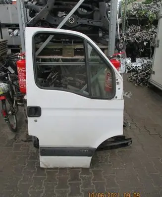 Renault Master II Front door 8668800