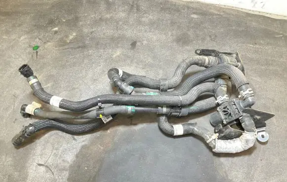 Land Rover Evoque II Air intake hose/pipe K8D28B500BA L8D28B159 1147412237