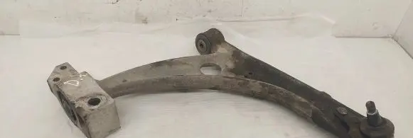 Volkswagen PASSAT B6 Front lower control arm/wishbone 3C0407153