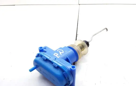 Audi 80 90 S2 B4 Central locking motor 893862153C