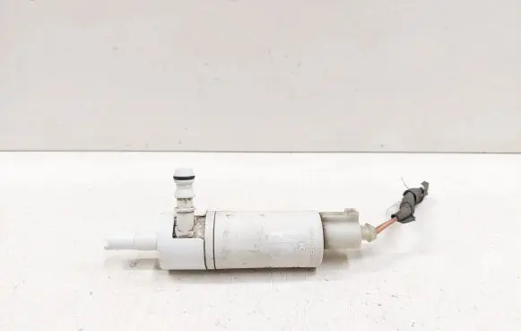 Mercedes-Benz R W251 Headlight washer pump 0185450026 71365338 13553381