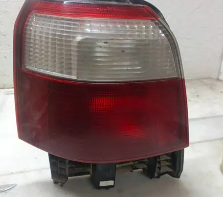 Subaru Forester SG Rear/tail lights 22020697 W215K 1212175W