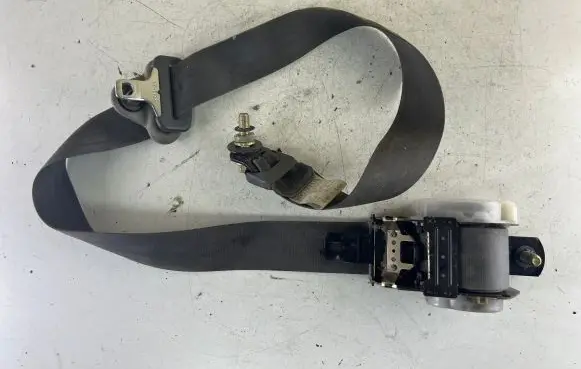 Honda CR-V Rear seatbelt NSB072GR008 226173 0426173