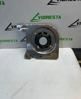Opel Vivaro Rear door speaker