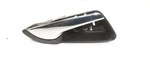 Chevrolet Orlando Front door interior handle