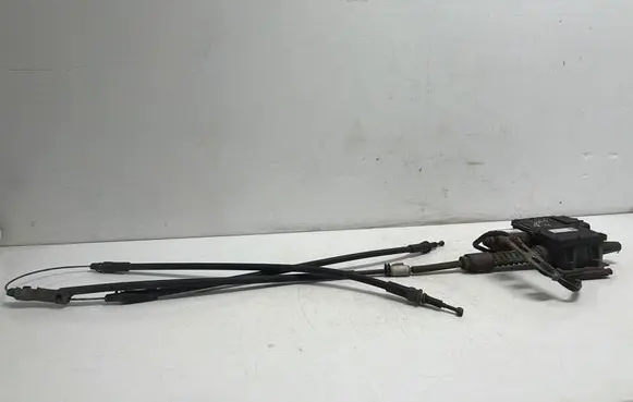 Opel Zafira C Hand brake/parking brake motor 13365044