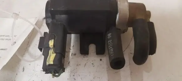 Citroen C5 Turbo solenoid valve 70163300 9661960380