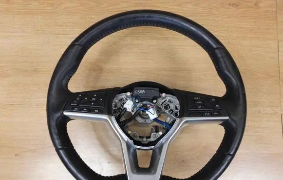 Nissan Qashqai Steering wheel 48430HV05C 34257522B