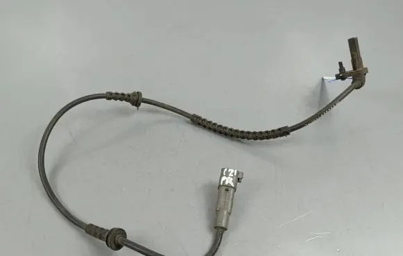 Opel Mokka ABS brake wheel speed sensor 95490814