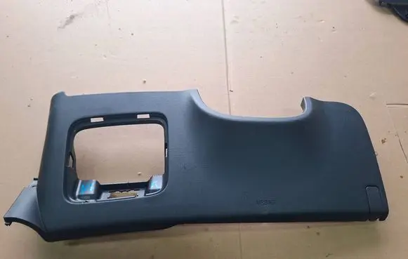 Hyundai Santa Fe V MX5 Steering wheel airbag cover 84750F6100
