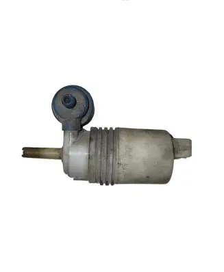 Volkswagen Golf III Windscreen/windshield washer pump 1H6955651