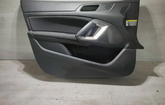 Peugeot 308 Front door card panel trim