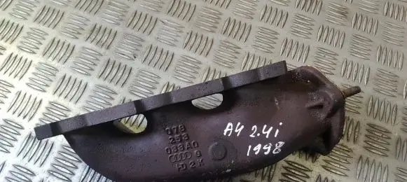 Audi A4 S4 B5 8D Exhaust manifold 078253033aq