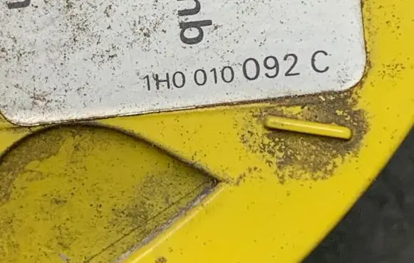 Seat Ibiza III (6L) Fuel tank filler cap 6L6809905G 1H0010092C