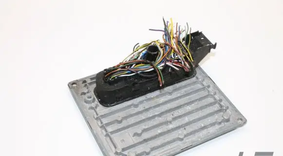 Ford Ka Engine control unit/module 6S5112A650BB