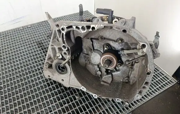 Renault Scenic II - Grand scenic II Manual 5 speed gearbox JH3106