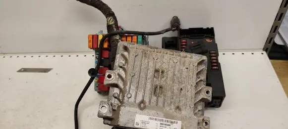 Peugeot Boxer Engine control unit/module S180129101N 9691854880