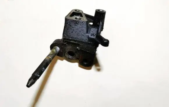 Honda Accord Engine mounting bracket