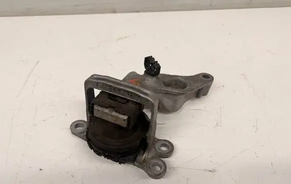 Renault Scenic IV - Grand scenic IV Engine mount bracket GRSC4LAPSIL3 112114BA0A