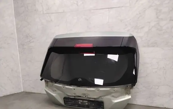 Nissan Leaf II (ZE1) Tailgate/trunk/boot lid 