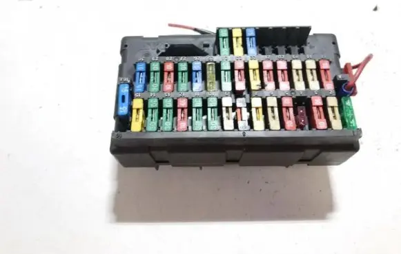 Peugeot 406 Fuse box set 9450582180