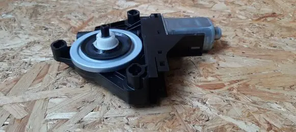 Volvo XC60 Rear door window regulator motor 966264102 966264