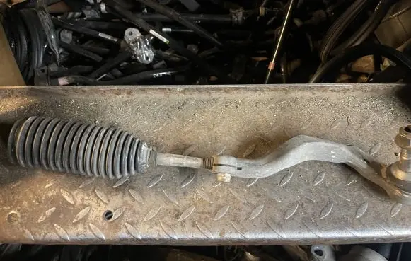 BMW 1 F40 Steering tie rod CXC